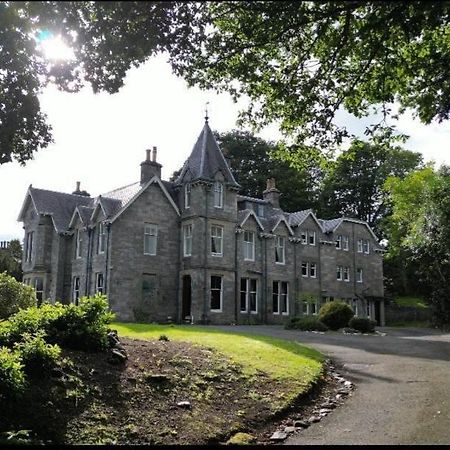 Wellwood Manor Hotel พิทลอครี ภายนอก รูปภาพ