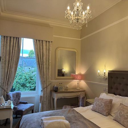 Wellwood Manor Hotel พิทลอครี ภายนอก รูปภาพ