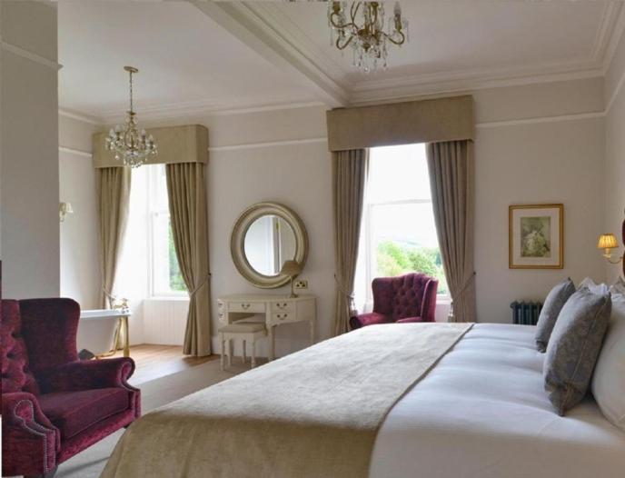 Wellwood Manor Hotel พิทลอครี ภายนอก รูปภาพ